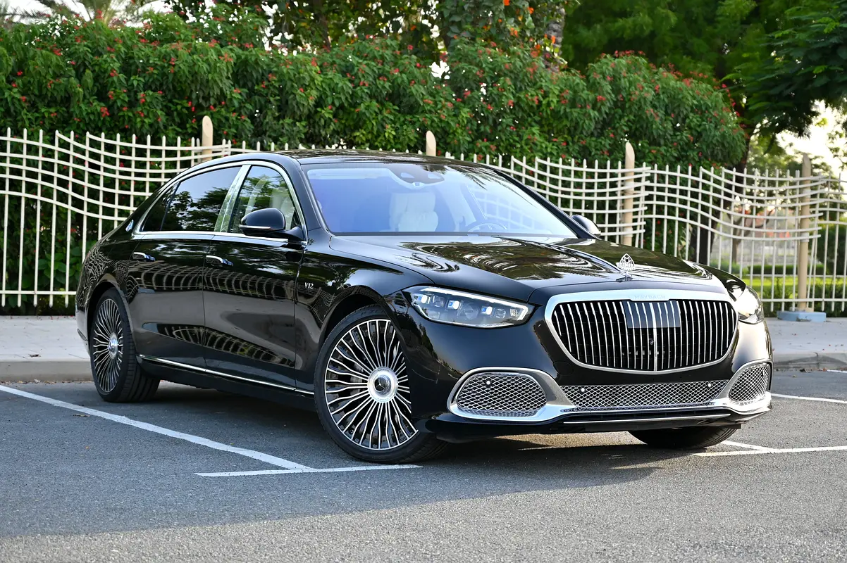 Black Mercedes-Maybach S-Class in Dubai